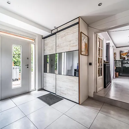 度假居 2 Bedroom Gorgeous Home In Pierrefitte-Sur-Seine 塞纳河畔皮埃尔菲特
