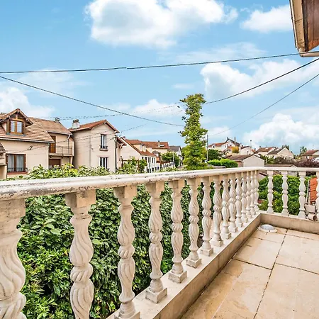2 Bedroom Gorgeous Home In Pierrefitte-Sur-Seine